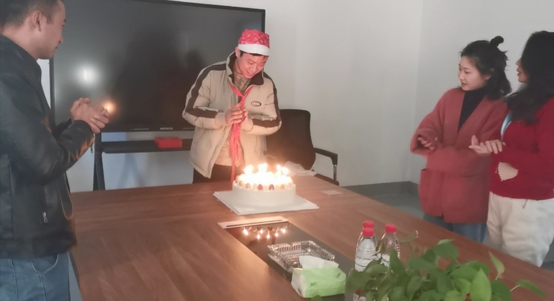 昆山黄瓜视频下载APP视频生日會與感恩節相遇